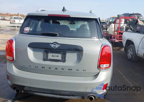 2019 Mini Countryman Cooper S из США, поврежденный, VIN WMZYT3C57K3E97765